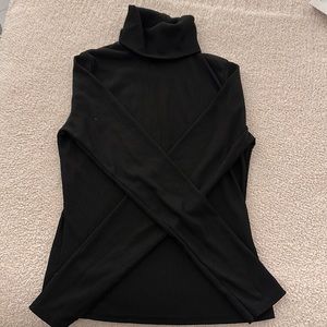 Black ribbed turtle neck
